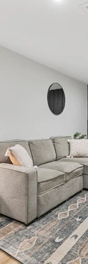 Chic 1BR Oasis Ideal Retreat near Six Flags，位于奥斯特的酒店