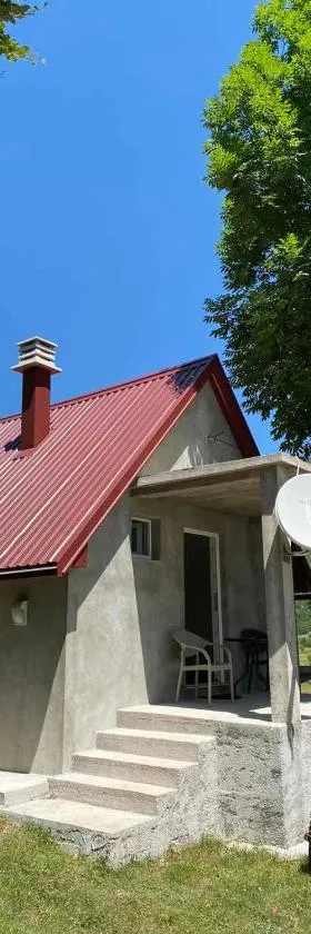 Holiday home Seoska idila，位于Šavnik的酒店