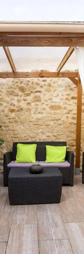 3 pers Gîte Pasteur Noyen sur sarthe centre，位于Noyen-sur-Sarthe的酒店