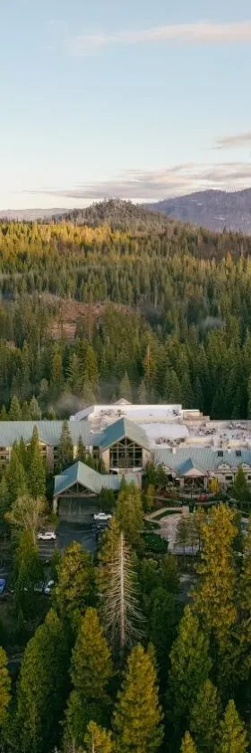 Tenaya at Yosemite，位于费希坎普的酒店