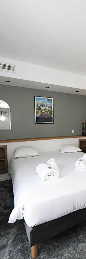 Hôtel & Restaurant Le Patio VICHY，位于维希的酒店