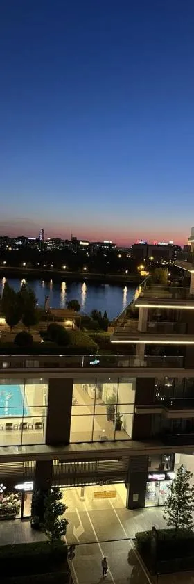 Terra river view，位于Sajmište的酒店