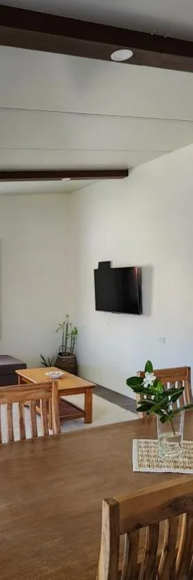 Aumaru Holiday Home，位于Amuri的酒店