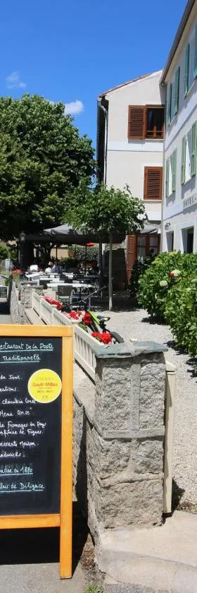 Hotel Restaurant de la Poste，位于Aullène的酒店