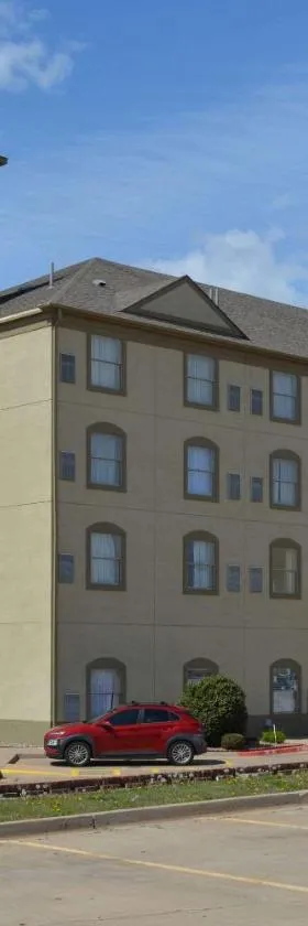 Comfort Suites Yukon - SW Oklahoma City，位于育空的酒店