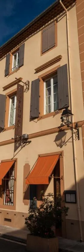 Hotel Moderne Et Pigeon，位于利穆的酒店
