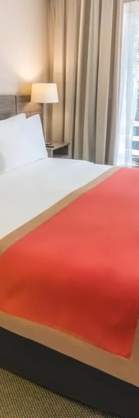 卡拉马吉尔公寓式酒店，位于卡拉马的酒店