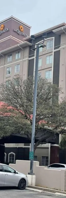 圣安东尼奥机场昆塔套房旅馆，位于圣安东尼奥的酒店