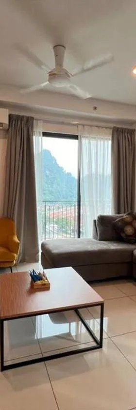 Onsen Hot Spring Family Suite 6-8 Pax，位于Kampong Batu Lapan的酒店