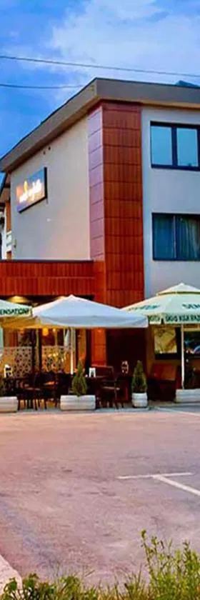 Apartments "Our Place" Sarajevo，位于伊利扎的酒店
