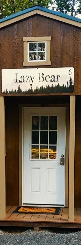 Lazy Bear Cabin 6 - Sleeps Up To 4，位于O'Brien的酒店