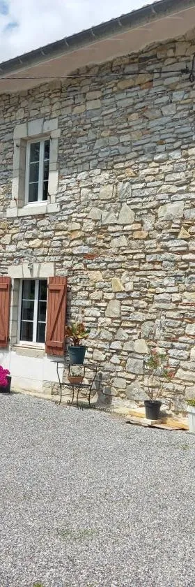 ETXEA FRANCE Gîte Cosy，位于Bidache的酒店