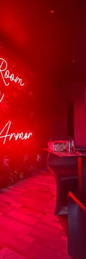 LoveRoom avec SPA privatif Plélo，位于皮艾洛的酒店