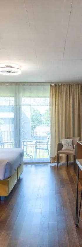 Hotel Residence Loren - contact & contactless check-in，位于乌斯特的酒店