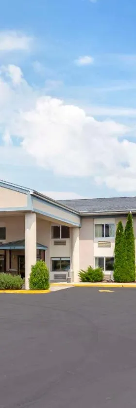 Quality Inn near Cedar Point - Huron, Sandusky OH，位于休伦湖的酒店
