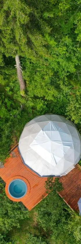 Ajara Glamping Kokotauri，位于Keda的酒店