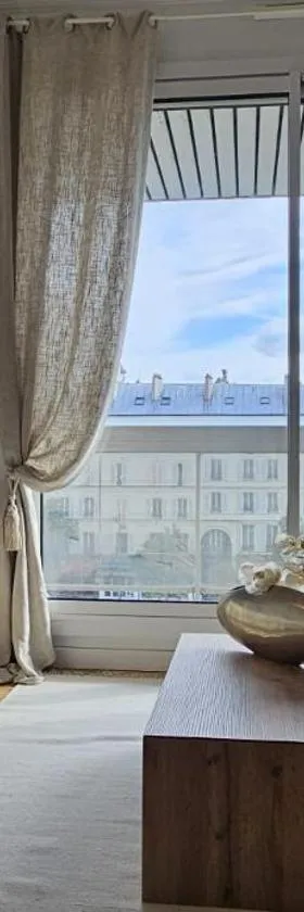 Mon Paris，位于塞纳河畔讷伊的酒店