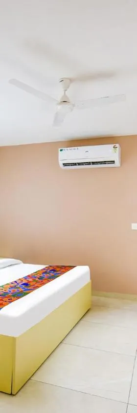 FabHotel Supreme Suites，位于卢迪亚纳的酒店