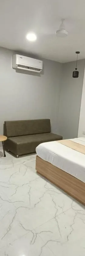 HOTEL NEW YORK，位于艾哈迈达巴德的酒店