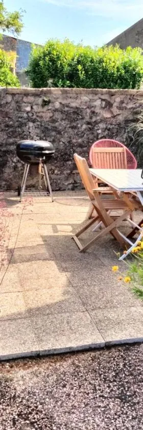 Appartement dans le Morvan 16 min de l'autoroute，位于Beauvilliers的酒店
