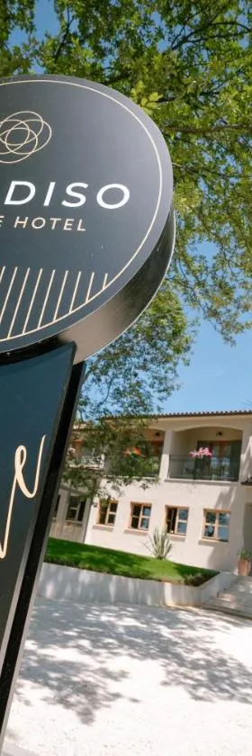 Boutique Hotel Paradiso，位于波雷奇的酒店