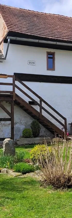 Apartmán Amálka，位于Ktiš的酒店