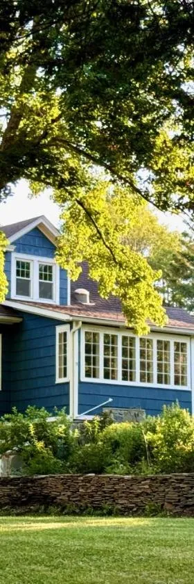 1890 CapeCod farmhouse:Charming, Private, Spacious，位于索格蒂斯的酒店