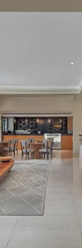 Holiday Inn & Suites Batangas LimaPark by IHG，位于八打雁的酒店