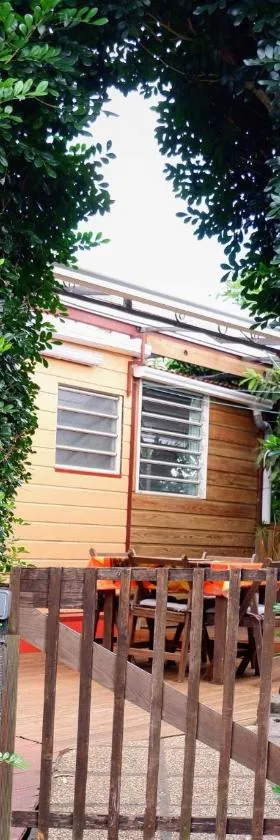 Bienvenue à l'Oasis Bungalow Paisible，位于莱萨维龙的酒店