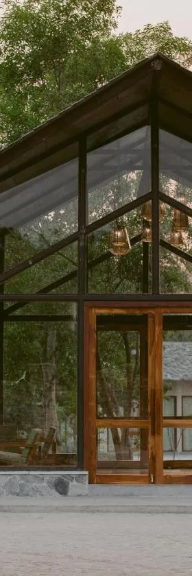 Saraca Resort & Spa Corbett，位于加尔加的酒店