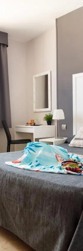 Hotel Alguer，位于拉梅特拉·德·玛尔的酒店