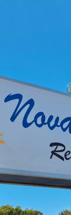 Nova Inn Resort，位于波因顿海滩的酒店