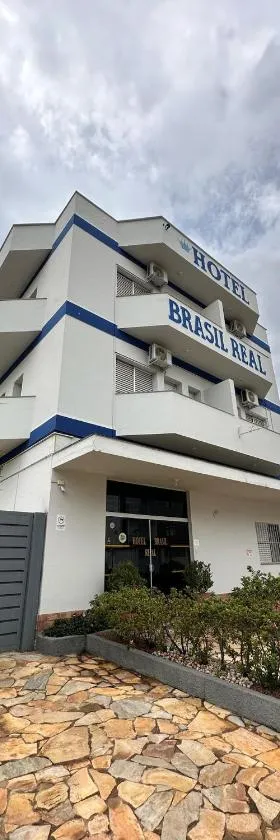 Hotel Brasil Real，位于马里亚纳的酒店