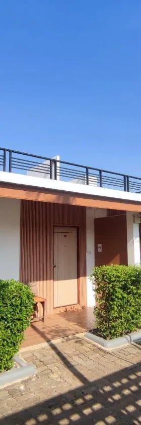 IP Plus Resort - Chanthaburi，位于尖竹汶的酒店
