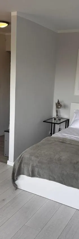 APARTAMENT OS ZŁOTE 5d，位于杰尔若纽夫的酒店