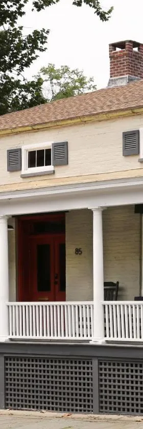 KIngston Carriage House，位于金斯顿的酒店