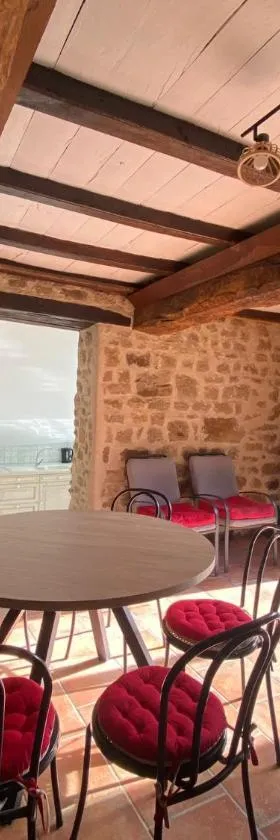Gîte des Rochers，位于Lonlay-lʼAbbaye的酒店