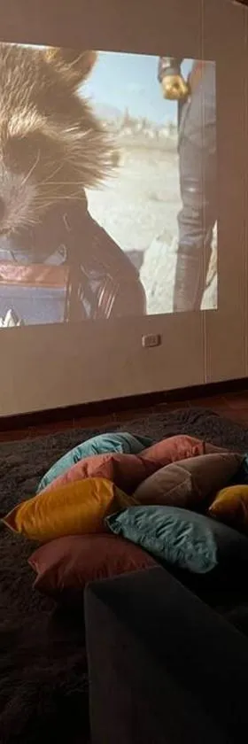 Kyra Sol Cinehome El Carmen Carmen de Viboral Cerca al Centro，位于Carmen de Viboral的酒店