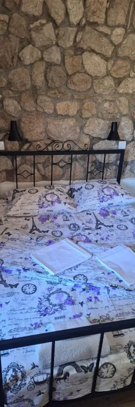 Apartman Krivošije，位于里桑的酒店