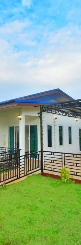 BaansuanThanisorn&Rolf บ้านสวนธนิสร & ร๊อฟ，位于Ban Nam Pen的酒店