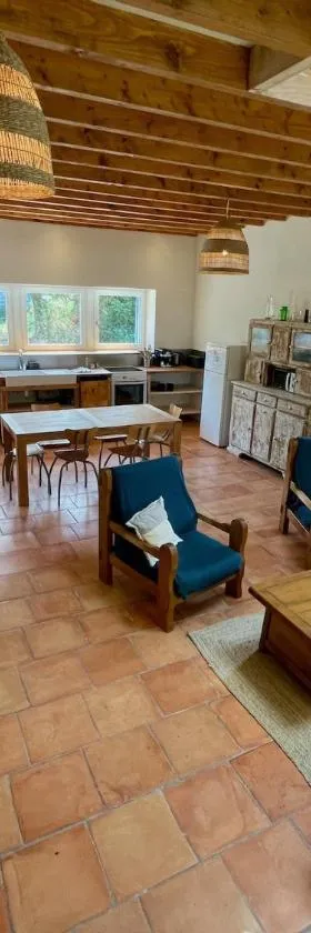 La Grange de l'écolieu du Turc - Piscine partagée，位于Le Mas-dʼAgenais的酒店