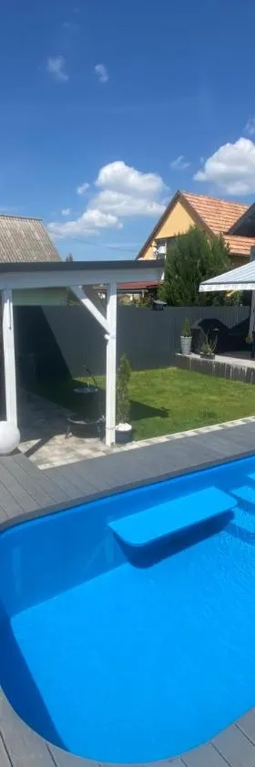 Nemes Apartmanház Tóalmás，位于Tóalmás的酒店