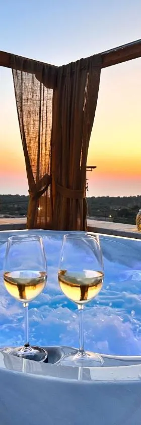 Armantanis Luxury Suites，位于阿里奥波利斯的酒店