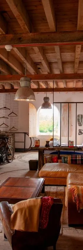 Loft industriel aux Grands Moulins de Ruffin，位于Bréchamps的酒店