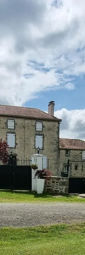 La Petite Locherie，位于Oradour-Saint-Genest的酒店
