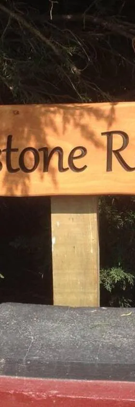 Fantail at Bluestone Retreat，位于Leeston的酒店
