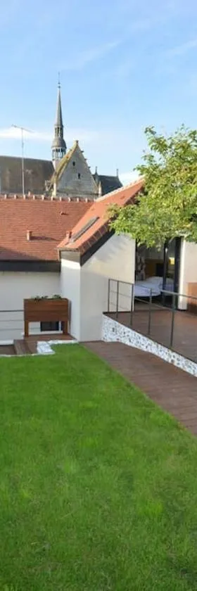 Maison entièrement rénové de 4 pièces，位于Nogent-le-Roi的酒店