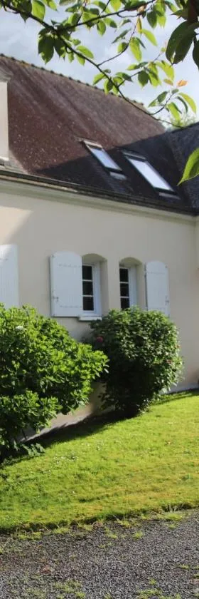 Une pause à la campagne Classé 2 étoiles，位于Saint-Urbain的酒店