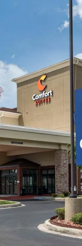 Comfort Suites Pell City I-20 exit 158，位于佩尔城的酒店