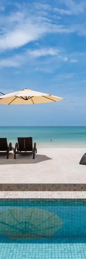 ZiVilla Private Pool Beachfront，位于恰洛克拉姆的酒店